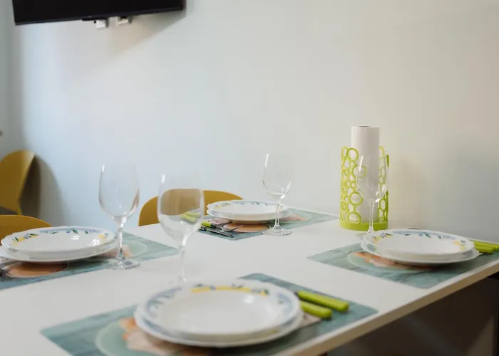 Design A 50 Mt Dal Mare Con Free Garage - Ac - Wi-fi - 6 Ospiti Max Appartement San Bartolomeo Al Mare