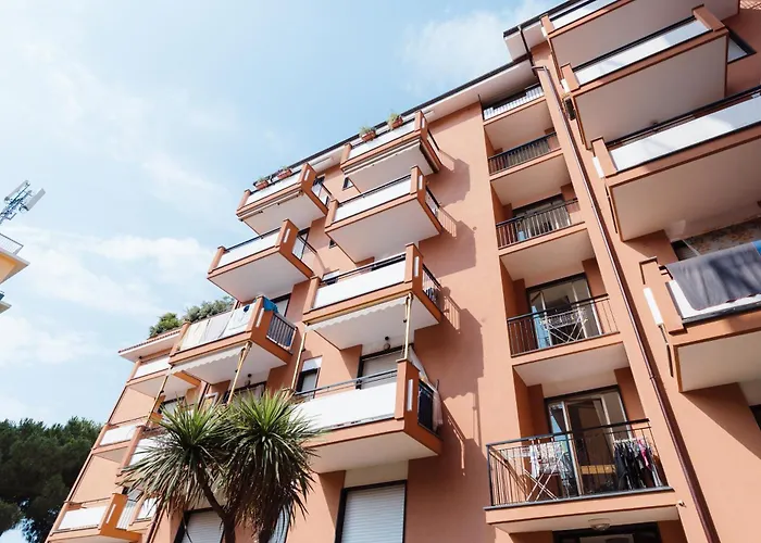 Design A 50 Mt Dal Mare Con Free Garage - Ac - Wi-fi - 6 Ospiti Max Lägenhet San Bartolomeo Al Mare